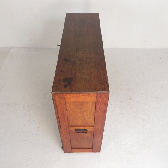 Kiefernholz-Schulplanschrank, Architektenschrank, Kartenschrank, 1930er Jahre – Aufbewahrungsschrank, Wood (photo 10 of 22)