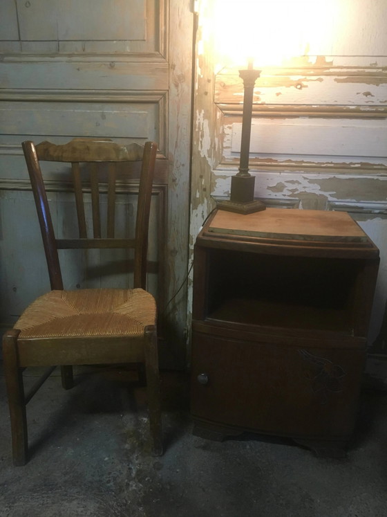 Table de chevet en chêne des années 1930/1940. – Tables de nuit, Vintage (photo 9 of 16)