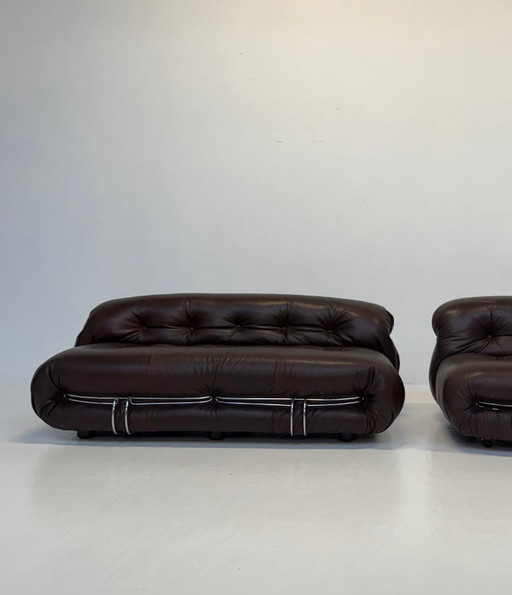 Cassina Soriana 2 Posti di Afra & Tobia Scarpa | Pelle di cioccolato | Ottime condizioni