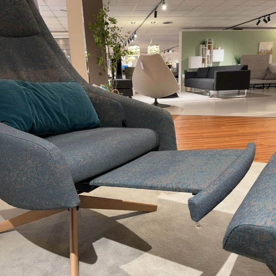 Image 1 of Poltrona Montis Puk con pouf