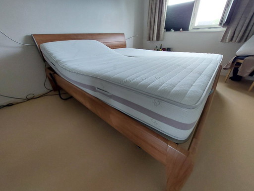 Double bed 180 by 200 brand Loddenkemper