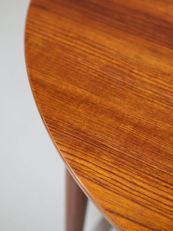 Image 1 of Table à manger ronde extensible Teck Vintage Danois
