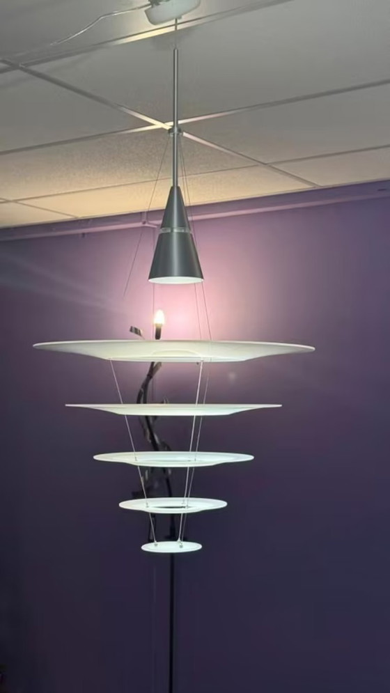 Image 1 of Enigma di Louis Poulsen