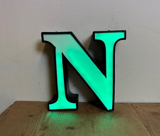 Image 1 of Lettera N illuminata d'epoca, anni '70