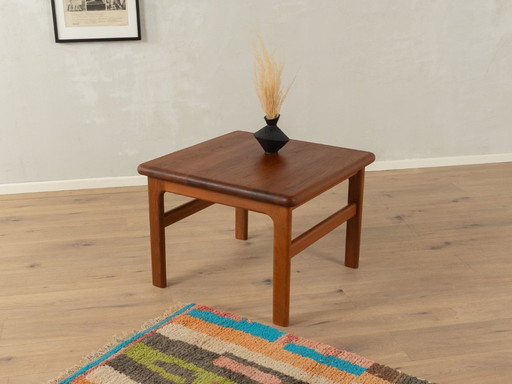 Table basse des années 1960 par Niels Bach