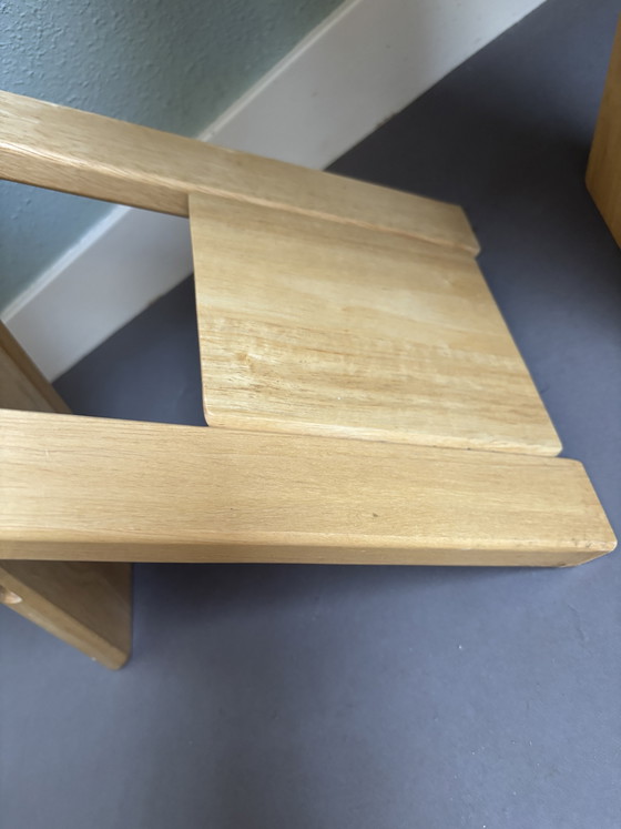 Suzy Stool – Adrian Reed, Plastic, Wood (photo 4 of 7)