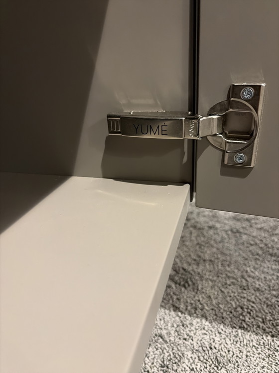 Image 1 of Karat (yume) hang dressoir 