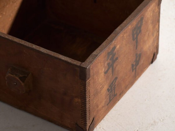 Antieke Chinese grenen kist – China, circa 1900 – Opbergkast, Rustic (photo 12 of 40)