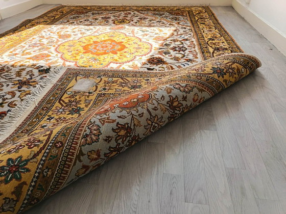 Image 1 of Alfombra persa Tabriz anudada a mano