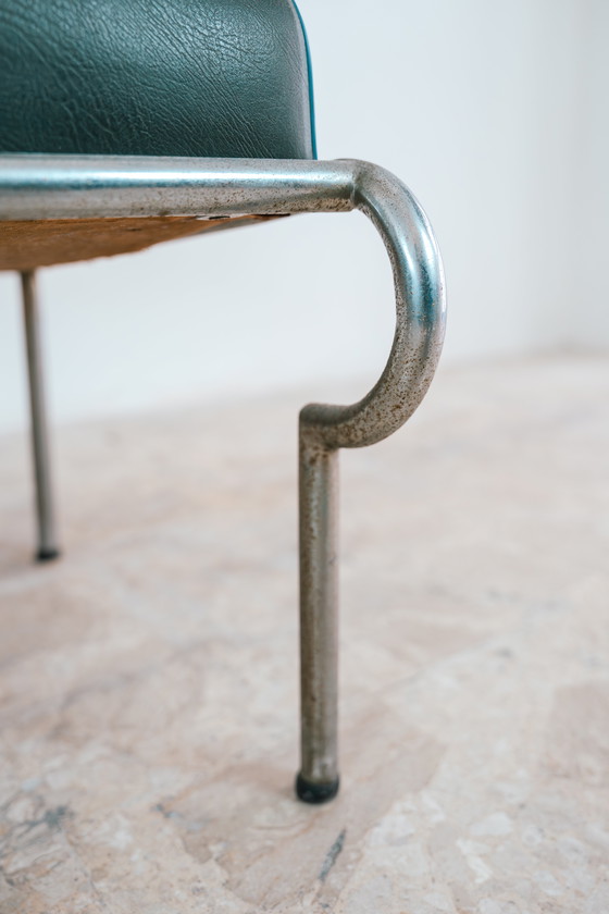 Image 1 of Bauhaus-cantileverbank uit de jaren 30 in buisvormig staal, modern design.