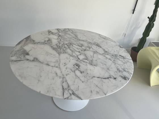 Image 1 of Saarinen Tulip Hill