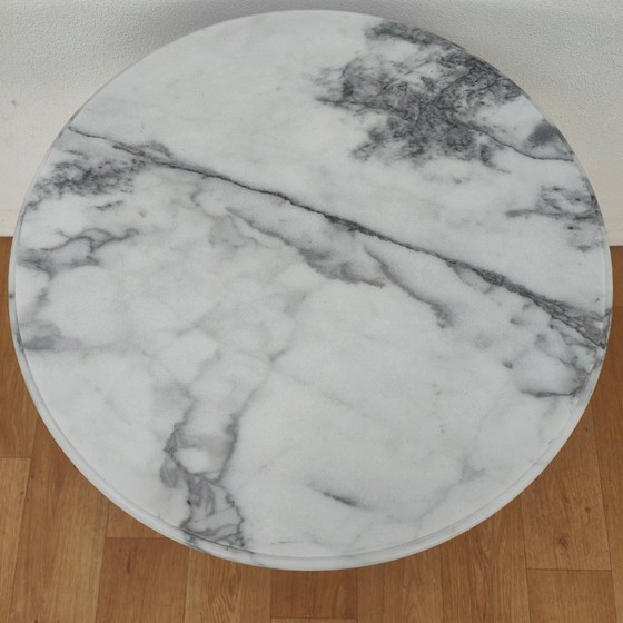 Image 1 of Tavolo da bistrot con piano in marmo e gambe in ghisa, tavolo da giardino