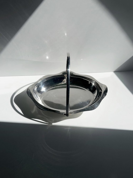 Vintage Italian Silver-Plated Serving Dish with Folding Handle, Serving Basket on Ball Feet, Silver Plate (photo 3 of 5)