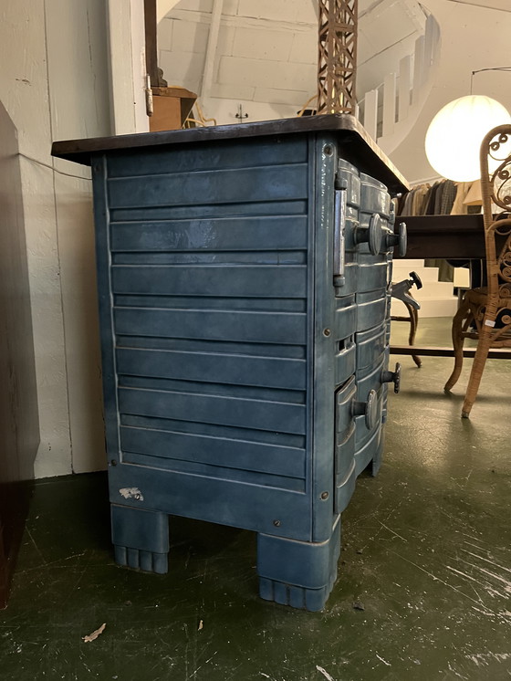 Image 1 of Piccola stufa a legna in ghisa smaltata