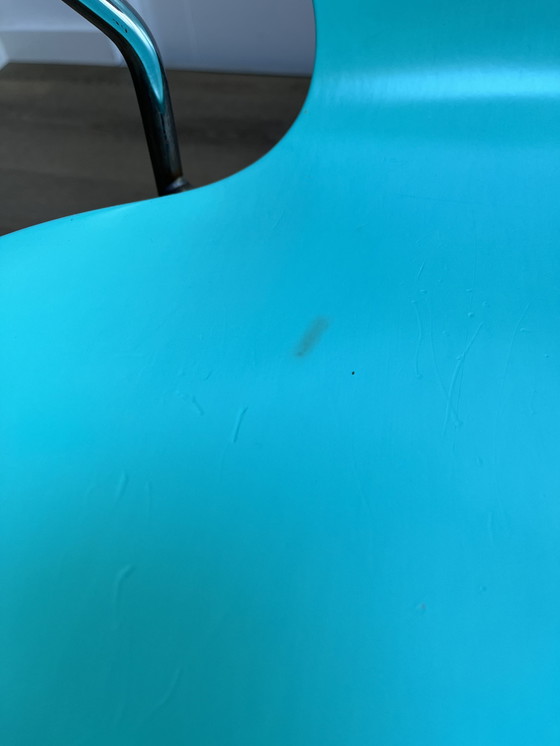 Image 1 of Fritz Hansen butterfly chair