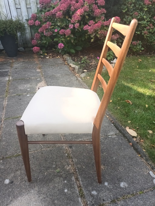 Table and 6 chairs Pastoe