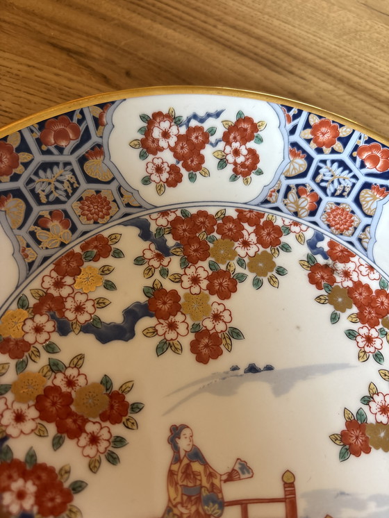 Image 1 of Imari bord Lady on a bridge 1980