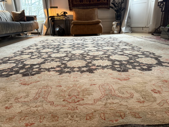 Image 1 of Grande tappeto annodato a mano in un tranquillo stile Ziegler