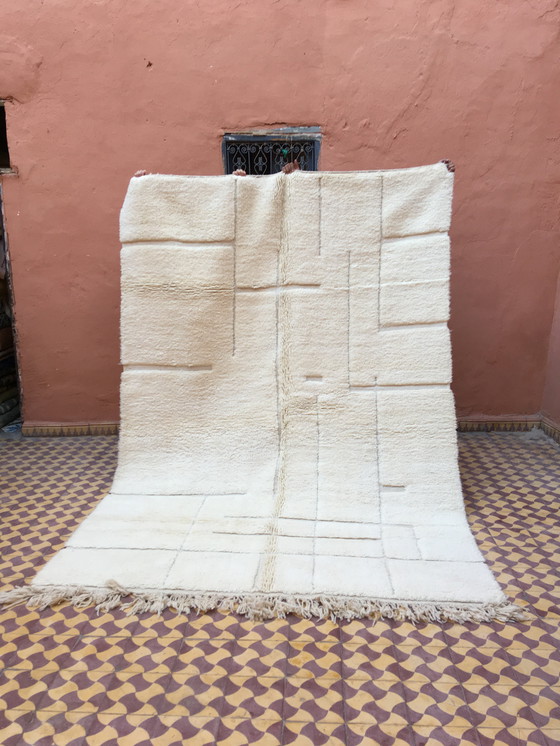 Image 1 of Beni Ouarain Moroccan Berber Carpet 296 X 203 Cm