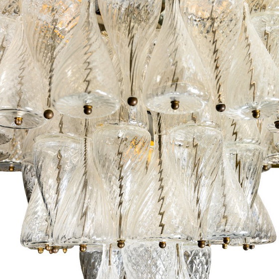 Image 1 of Lámpara de araña de los años 60 del icónico Hotel Hilton de Ámsterdam. Atribuida a Seguso.