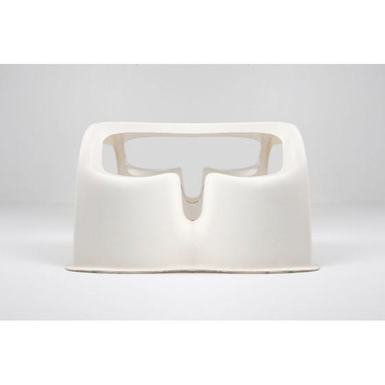 Image 1 of Vintage "Auberge" seating group in white fiberglass by Gunter Beltzig, 1971