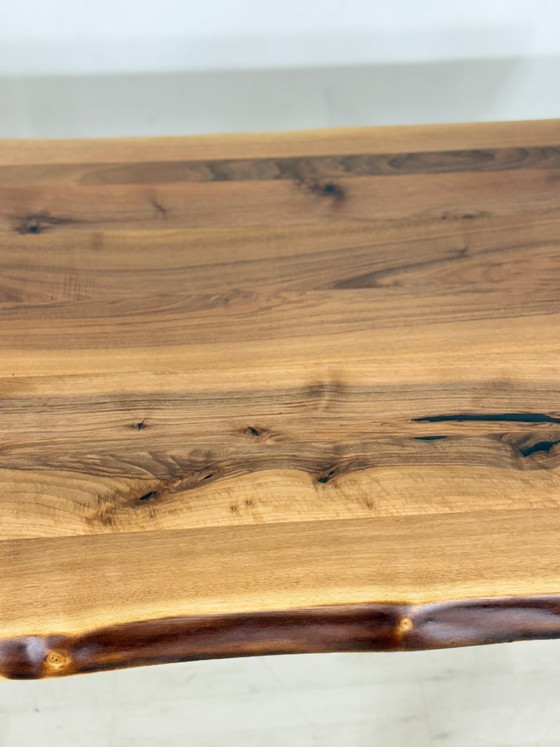 Massief houten eettafel van walnoothout / Tafel / Eettafel / Vergadertafel / Woonkamertafel / 220 cm breed (photo 5 of 13)