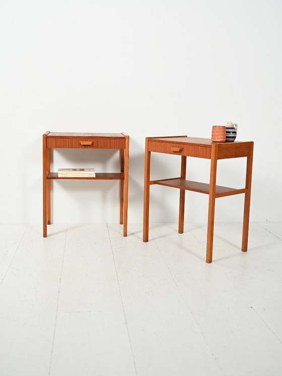 Image 1 of Paire de tables de chevet scandinaves en teck des années 1960