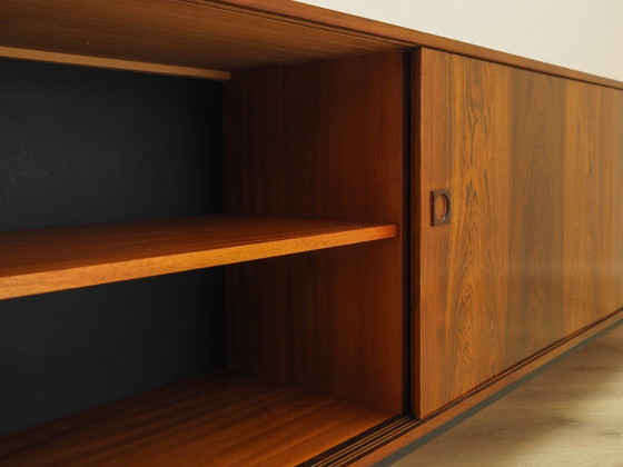 Image 1 of Buffet en palissandre, design danois, années 1960, production : Farsø Møbelfabrik