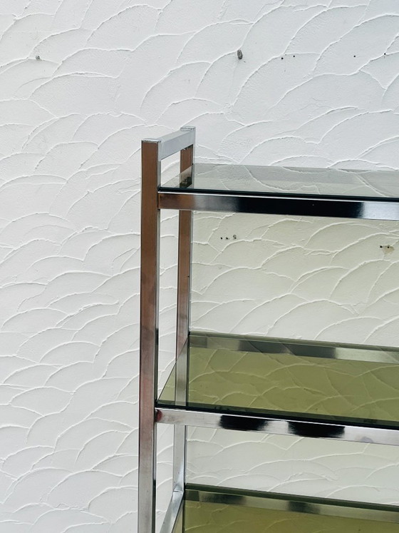 Image 1 of Mensola vintage di design italiano in cromo e vetro fumé degli anni '70.