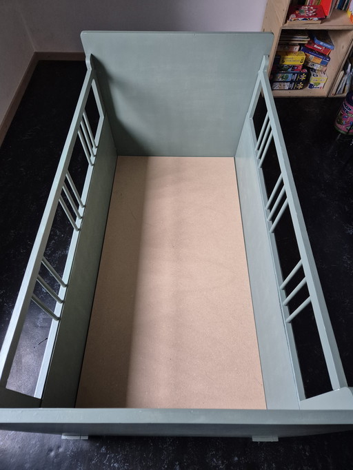 Letto per bambini vintage