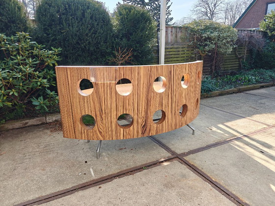 Image 1 of Escritorio de recepción de hermoso diseño moderno de madera Ovaaeen con base de acero inoxidable