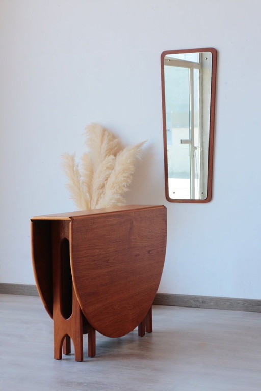 Table scandinave à abattants Bendt Winge – Teck et Hêtre – Années 50/60  Cette table scandinave à abattants en teck et hêtre, de