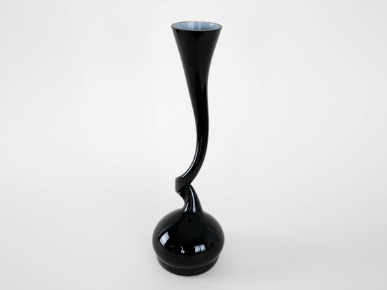 Image 1 of Swing Vase, dänisches Design, hergestellt von Normann Copenhagen, Designerin: Britta Bonnesen