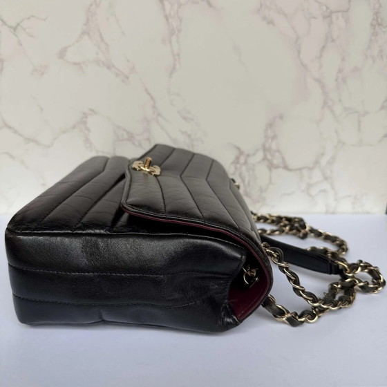 Chanel reversed chevron flap bag – Bolsos de hombro, Cuero (photo 4 of 16)