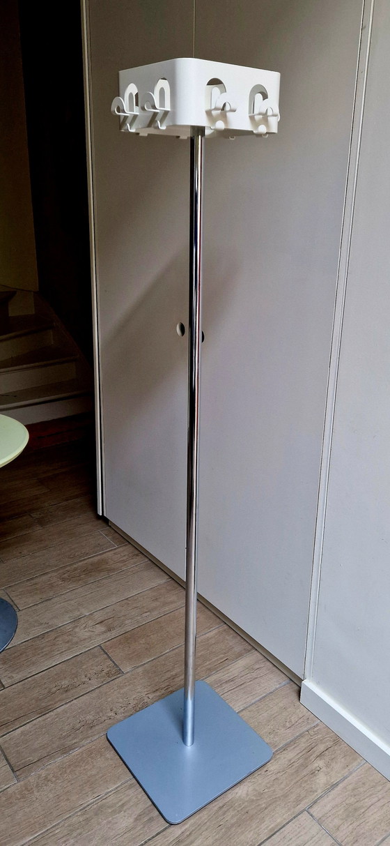 Image 1 of Cascando Flow Quadratischer Kleiderschrank