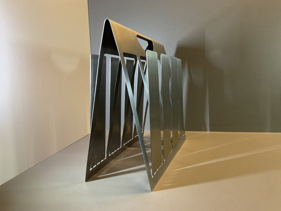 Porte-revues Design Minimaliste. Space Age / Postmoderne Années 80/90 – Metal (photo 14 of 15)