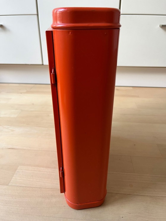 Image 1 of Medicine cabinet