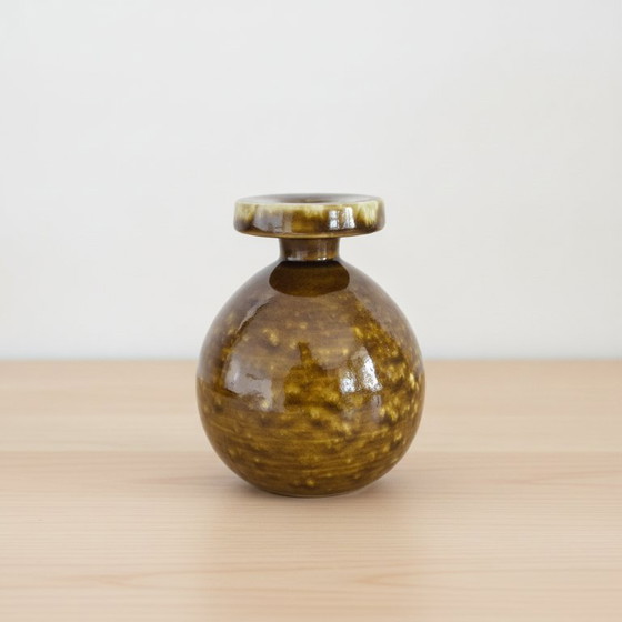 Handcrafted Italian vintage ceramic vase olive green glossy glaze (photo 2 of 5)