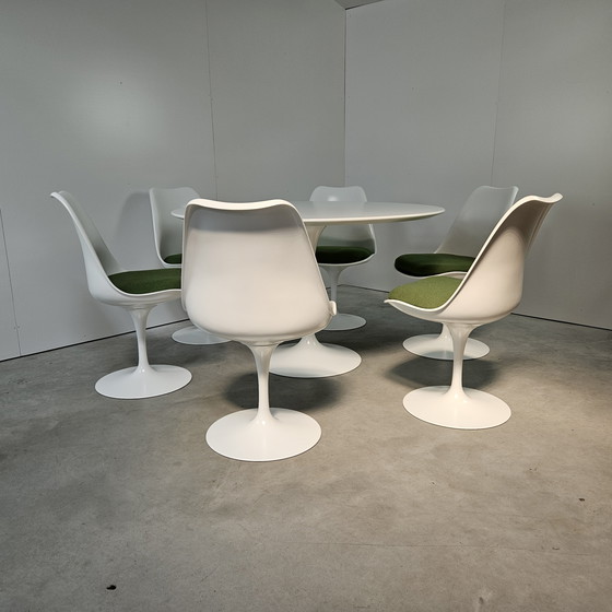 Image 1 of Ensemble de salle à manger Knoll Eero Saarinen restauré