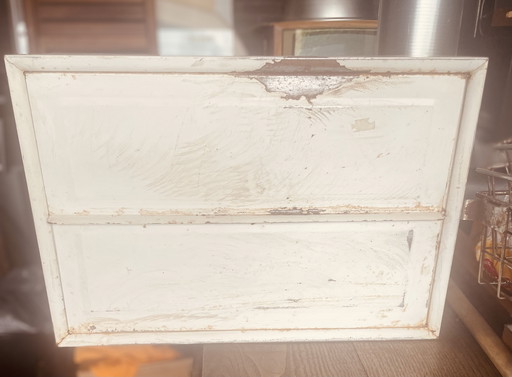 Armoire d'apothicaire vintage