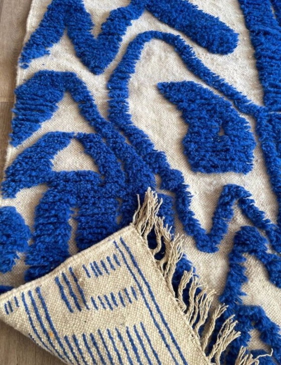 Tappeto blu in lana con motivo decorato 150/250cm – Tappeti (photo 6 of 7)