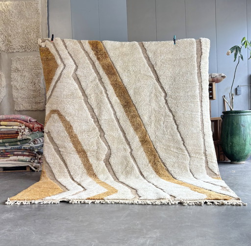 Luxury Mrirt Moroccan Berber Wool Rug 265x350 cm - Handwoven, Plush & Colorful Wool Rug