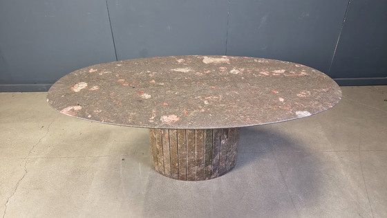 Image 1 of Table de salle à manger ovale vintage en marbre, années 1970