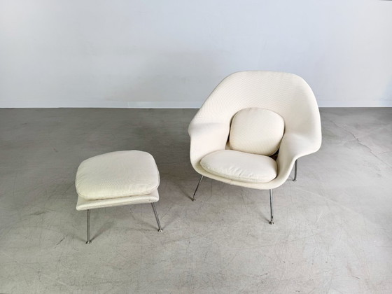 Image 1 of Silla Womb original de Knoll International, Eero Saarinen, 1980.