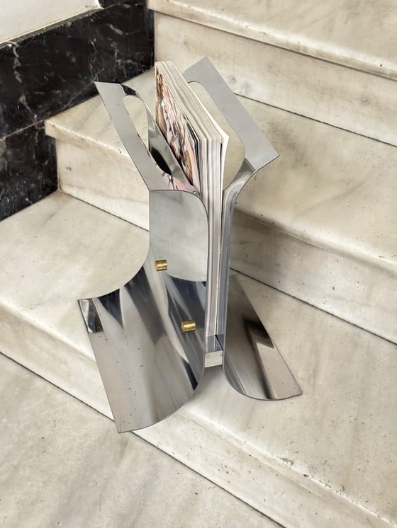 Image 1 of Magazine Rack in Metal, Vintage