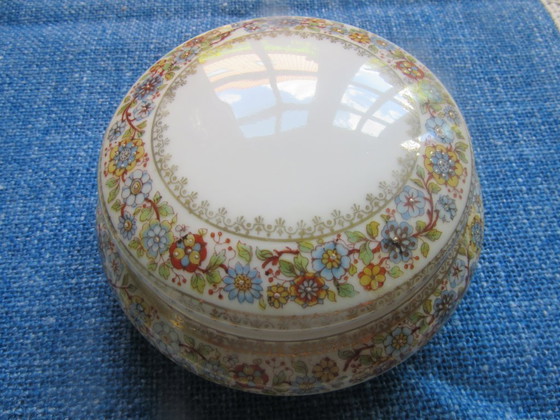 Image 1 of Vintage porseleinen sieradendoosje met deksel, juwelendoosje etc., genummerd