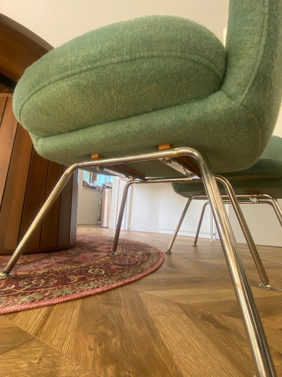 Image 1 of 4x vintage directiestoelen Eero Saarinen design turquoise