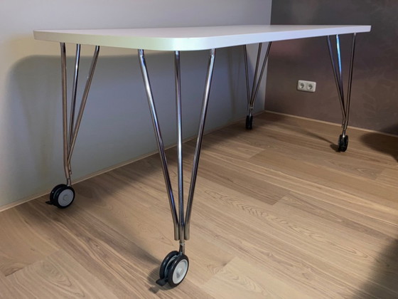 Image 1 of Table Kartel Max