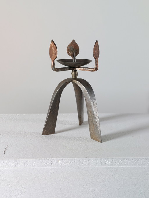 Candeliere artigianale in metallo vintage unico di metà secolo