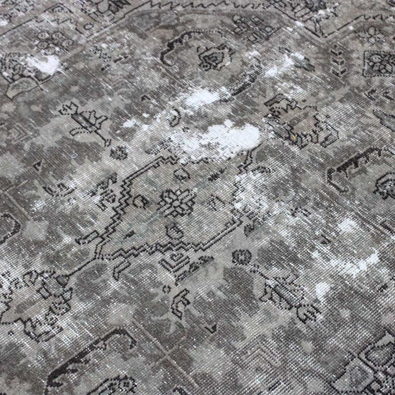 Image 1 of Hand-knotted vintage art rug 386x291cm